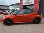 Toyota Yaris 1.5 Hybrid Executive PDC HUD SPORTSTOELEN STOELVERWARMING BI-TONE