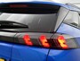 Peugeot e-2008 SUV EV Allure Pack 50 kWh 136pk | Accu SOH 92,6% | Navigatie | Achteruitrijcamera | 3D Cockpit | Stoelverwarming | Climate Control | Adaptieve Cruise Control | Parkeersensoren | Keyless start | Bluetooth | Apple CarPlay / Android Auto | DAB+ radio | Elektrisch inklapbare spiegels | Donker getint glas | 17" lichtmetalen velgen |