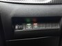 Peugeot e-2008 SUV EV Allure Pack 50 kWh 136pk | Accu SOH 92,6% | Navigatie | Achteruitrijcamera | 3D Cockpit | Stoelverwarming | Climate Control | Adaptieve Cruise Control | Parkeersensoren | Keyless start | Bluetooth | Apple CarPlay / Android Auto | DAB+ radio | Elektrisch inklapbare spiegels | Donker getint glas | 17" lichtmetalen velgen |