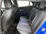Peugeot e-2008 SUV EV Allure Pack 50 kWh 136pk | Accu SOH 92,6% | Navigatie | Achteruitrijcamera | 3D Cockpit | Stoelverwarming | Climate Control | Adaptieve Cruise Control | Parkeersensoren | Keyless start | Bluetooth | Apple CarPlay / Android Auto | DAB+ radio | Elektrisch inklapbare spiegels | Donker getint glas | 17" lichtmetalen velgen |