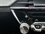 Peugeot e-2008 SUV EV Allure Pack 50 kWh 136pk | Accu SOH 92,6% | Navigatie | Achteruitrijcamera | 3D Cockpit | Stoelverwarming | Climate Control | Adaptieve Cruise Control | Parkeersensoren | Keyless start | Bluetooth | Apple CarPlay / Android Auto | DAB+ radio | Elektrisch inklapbare spiegels | Donker getint glas | 17" lichtmetalen velgen |