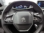 Peugeot e-2008 SUV EV Allure Pack 50 kWh 136pk | Accu SOH 92,6% | Navigatie | Achteruitrijcamera | 3D Cockpit | Stoelverwarming | Climate Control | Adaptieve Cruise Control | Parkeersensoren | Keyless start | Bluetooth | Apple CarPlay / Android Auto | DAB+ radio | Elektrisch inklapbare spiegels | Donker getint glas | 17" lichtmetalen velgen |