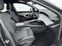Peugeot 5008 SUV Allure Hybrid 145pk Automaat | 7 Zitplaatsen | Navigatie | 360° Camera | Adaptieve Cruise Control | Climate Control | Parkeersensoren v+a | Stoel- en stuurverwarming | Armsteun | Led koplampen | Keyless | Draadloze Apple Carplay / Android Auto | Automatisch dimlicht | Regensensor | Donker getint glas | 19" Lichtmetalen velgen |