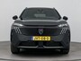 Peugeot 5008 SUV Allure Hybrid 145pk Automaat | 7 Zitplaatsen | Navigatie | 360° Camera | Adaptieve Cruise Control | Climate Control | Parkeersensoren v+a | Stoel- en stuurverwarming | Armsteun | Led koplampen | Keyless | Draadloze Apple Carplay / Android Auto | Automatisch dimlicht | Regensensor | Donker getint glas | 19" Lichtmetalen velgen |