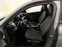 Peugeot 2008 1.2 PureTech 100 Allure 360 Camera, Navi, Stoelverwarming, Keyless start, Cruise control, Virtual desk, Half leder, 1 jaar garantie