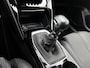 Peugeot 208 1.2 GT 100pk | Navigatie | Climate Control | Camera | Cruise Control | Dodehoekdetectie | 17"LMV | LED | Apple Carplay/Android Auto |