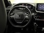 Peugeot 2008 1.2 PureTech 100 Allure 360 Camera, Navi, Stoelverwarming, Keyless start, Cruise control, Virtual desk, Half leder, 1 jaar garantie