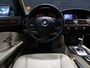 BMW 5-Serie 523i Business Line [ELEKTRISCH VERSTELBARE STOELEN, CAMERA, STOELVERWARMING, VOL LEDER, PDC V+A, CRUISE CONTROL, HOUTAFWERKING INTERIEUR, BLUETOOTH, NAVIGATIE, CLIMATE CONTROL, NIEUWSTAAT]