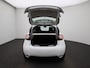 Renault Zoe R110 Life 52 kWh incl Koopaccu | Climate Control / ECC | Cruise control | Navigatie | LED koplampen | Park Distance Control achter |