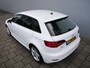 Audi A3 Sportback 40 e-tron Advance Sport 204 Pk Automaat S-Line / Navi / PDC / 17 inch / Sportstoelen / Stoelverwarming