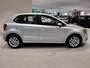 Volkswagen Polo 1.2 TSI Comfortline Business R Airco | Apple Carplay/Android Auto | Bluetooth | Cruise Control | Dakspoiler | Extra Getint Glas | Hill/Hold Functie | Lichtmetalen Velgen 17'' | Multimedia-Voorbereiding | Parkeersensor Voor en Achter | R-Line Exterieur | Spraakbediening | Start/Stop Systeem | Vervolgbotsing Preventie | Voor- en Achterspoiler | Lederen Stuurwiel en Versnellingspook