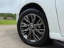 Mitsubishi Outlander 2.0 PHEV S-Edition Automaat / Schuifdak / Leder / 360 Camera / Stuur-/Stoelverwarming / Key-Less / PDC / LED