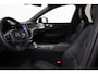 Volvo XC60 T6 Plug-in hybrid Ultra Black Edition | ACC | Luchtvering | Trekhaak | Bowers&Wilkins | 360° Camera | Stoelmassage | Panoramadak | Head-Up
