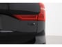 Volvo XC60 T6 Plug-in hybrid Ultra Black Edition | ACC | Luchtvering | Trekhaak | Bowers&Wilkins | 360° Camera | Stoelmassage | Panoramadak | Head-Up