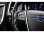 Volvo XC60 2.0 T5 FWD R-Design | Bi-Xenon Adaptief | Lederen Bekleding | Elektrische Achterklep | Stoelverwarming | Navigatie | Dealeronderhouden