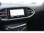Peugeot 308 SW 1.2 PureTech Allure Pack Navi/Carplay Priv/Glass Pdc Trekhaak