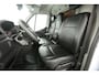 Renault Master 2.3 dCi L1H2 | Airco | Cruise | Camera | Carplay | 3 Zits | Trekhaak