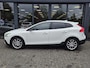 Volvo V40 Cross Country 1.5 T3 Polar+ Luxury | Leder | Harmon/Kardon | Dakdragers | Navigatie | Automaat | Dealer onderhouden |