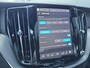 Volvo XC60 2.0 T8 Plug-in hybrid AWD Ultra Black Edition | Luchtvering | Trekhaak | 360 camera | Sportstoelen |