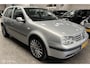 Volkswagen Golf 2.0 Comfortline - Automaat - Cruise.