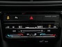 Volkswagen T-Cross R-Line 1.0 TSI 110 PK DSG | LED | Navigatie | Achteruitrijcamera | Keyless | Stoelverwarming |