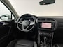 Volkswagen Tiguan 1.4 TSI eHybrid Elegance | Panoramadak | Stoelverwarming | Camera | elektrisch bedienbare achterklep |