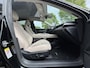 Mazda 6e Takumi 68.8 kWh NL- Auto, Btw, Navigatie, Apple Carplay /Android Auto. Leer pakket, Panorama dak, 360 Camera, Stoelverwarming, Stoelventilatie, Keyless, Elektr-a-klep.