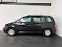 Volkswagen Touran 1.6 Business. Cruise!