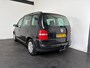 Volkswagen Touran 1.6 Business. Cruise!