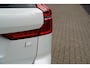 Volvo XC60 T6 Plug-in hybrid AWD Ultimate Dark Long Range | Trekhaak | Luchtvering | Stoelventilatie & massage | Stoelverwarming | Schuif/kanteldak | Head-Up Display | Lederen interieur | Adaptieve cruise control |