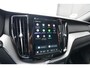 Volvo XC60 T6 Plug-in hybrid AWD Ultimate Dark Long Range | Trekhaak | Luchtvering | Stoelventilatie & massage | Stoelverwarming | Schuif/kanteldak | Head-Up Display | Lederen interieur | Adaptieve cruise control |