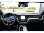 Volvo XC60 T6 Plug-in hybrid AWD Ultimate Dark Long Range | Trekhaak | Luchtvering | Stoelventilatie & massage | Stoelverwarming | Schuif/kanteldak | Head-Up Display | Lederen interieur | Adaptieve cruise control |