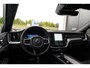 Volvo XC60 T6 Plug-in hybrid AWD Ultimate Dark Long Range | Trekhaak | Luchtvering | Stoelventilatie & massage | Stoelverwarming | Schuif/kanteldak | Head-Up Display | Lederen interieur | Adaptieve cruise control |