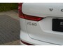 Volvo XC60 T6 Plug-in hybrid AWD Ultimate Dark Long Range | Trekhaak | Luchtvering | Stoelventilatie & massage | Stoelverwarming | Schuif/kanteldak | Head-Up Display | Lederen interieur | Adaptieve cruise control |