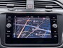 Volkswagen Tiguan 1.4 TSI eHybrid Elegance Automaat - LED - Trekhaak - Navigatie - Stoelverwarming - Achterklep elektrisch - Camera