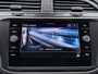 Volkswagen Tiguan 1.4 TSI eHybrid Elegance Automaat - LED - Trekhaak - Navigatie - Stoelverwarming - Achterklep elektrisch - Camera