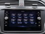 Volkswagen Tiguan 1.4 TSI eHybrid Elegance Automaat - LED - Trekhaak - Navigatie - Stoelverwarming - Achterklep elektrisch - Camera