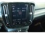 Volvo XC40 T4 Recharge R-Design | Verwarmbare voorstoelen en stuurwiel | Adaptieve cruise control | Keyless | Apple carplay/Android auto | Trekhaak Semi Elektrisch