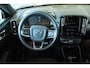 Volvo XC40 T4 Recharge R-Design | Verwarmbare voorstoelen en stuurwiel | Adaptieve cruise control | Keyless | Apple carplay/Android auto | Trekhaak Semi Elektrisch