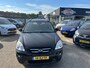 Kia Carens 2.0 CVVT X-ecutive(st-bekr,airco,elektr-pakket,bj07,2299,-)