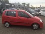 Daihatsu YRV Young RV 1.3-16V XTi(st-bekr,elektr-pakket,hoge instap,bj04,1799,-)