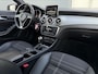 Mercedes-Benz CLA 180 Ambition 122 Pk Xenon/Led/Airco/Navi/Bluetooth/PDC/18 Inch/Elekt Ramen/Elekt Spiegels/Apk 02-2027