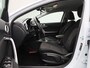 Kia Ceed 1.0 T-GDi DynamicLine | Apple Carplay / Android Auto | Camera | Parkeersensoren | Climate Control |