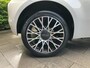 Fiat 500 0.9 TwinAir Turbo Collezione | WORDT VERWACHT | CRUISE CONTROL | PARKEERSENSOREN ACHTER | SCHUIFDAK | NAVIGATIE | BLUETOOTH | LICHTMETALEN VELGEN | MULTIFUNCTIONEEL STUURWIEL | AIRCO |