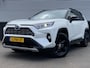 Toyota RAV4 2.5 Hybrid AWD Bi-Tone Trekhaak, Stoel- & Stuurwiel verwarmd, PDC, LED, Smart Key, Privacy glass