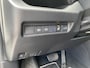 Toyota RAV4 2.5 Hybrid AWD Bi-Tone Trekhaak, Stoel- & Stuurwiel verwarmd, PDC, LED, Smart Key, Privacy glass