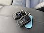 Toyota RAV4 2.5 Hybrid AWD Bi-Tone Trekhaak, Stoel- & Stuurwiel verwarmd, PDC, LED, Smart Key, Privacy glass
