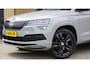 Skoda Karoq 1.5 TSI 150pk DSG Sportline Business *Black Optik* LED Trekhaak Stoel & Stuurwiel V.W. Virtual Sfeerverlichting *Complete Skoda*