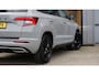 Skoda Karoq 1.5 TSI 150pk DSG Sportline Business *Black Optik* LED Trekhaak Stoel & Stuurwiel V.W. Virtual Sfeerverlichting *Complete Skoda*