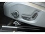 Volvo XC60 B5 Plus Dark | Semi Electrische Bedienbare Trekhaak | 1ste Eigenaar | Harman Kardon Premium Audio | Panoramadak | 20'' Lichtmetalen velgen | Elektrisch glazen schuifdak | Parkeercamera | Parkeersensoren voor + achter | Nappa Lederen bekleding |